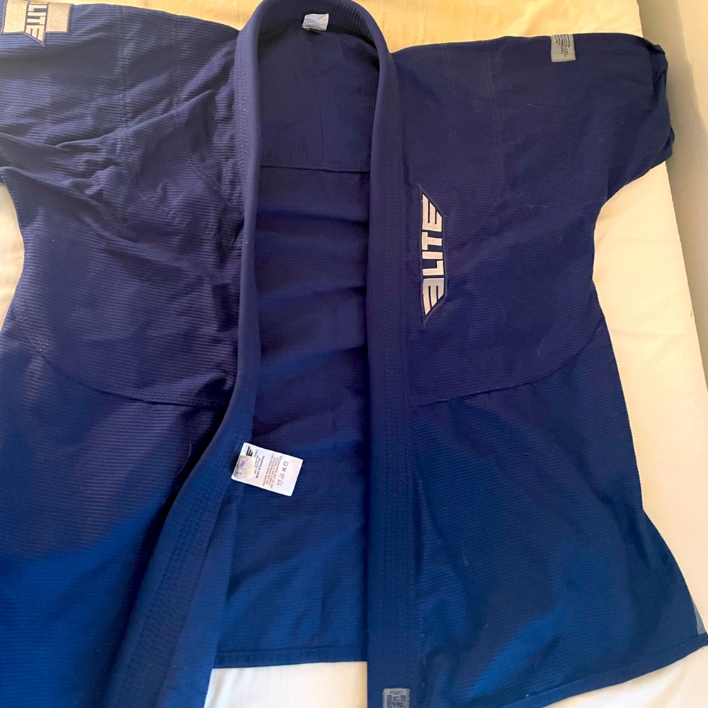 Blue and Gray Elite BJJ Gi size A4